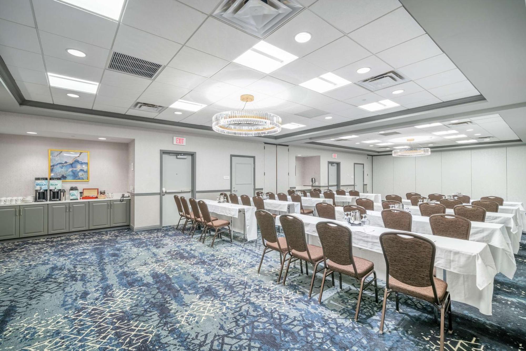 Hilton Garden Inn Pittsburgh/Southpointe Canonsburg Экстерьер фото