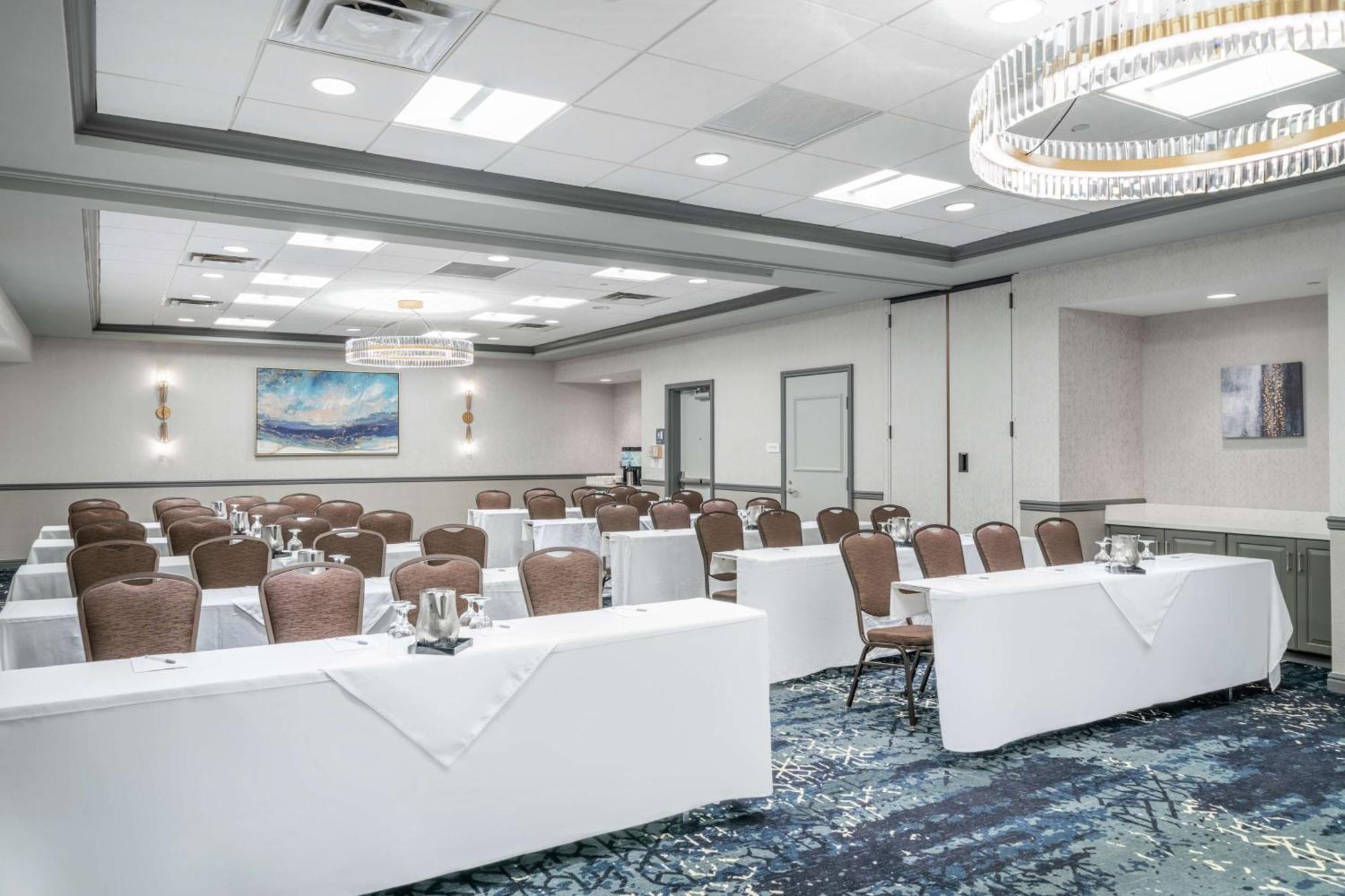Hilton Garden Inn Pittsburgh/Southpointe Canonsburg Экстерьер фото
